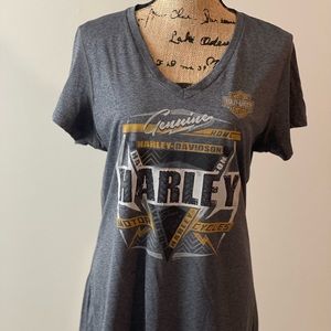 Ladies Harley Davidson gray heather 100% poly top. Size XL. HD of Asheville